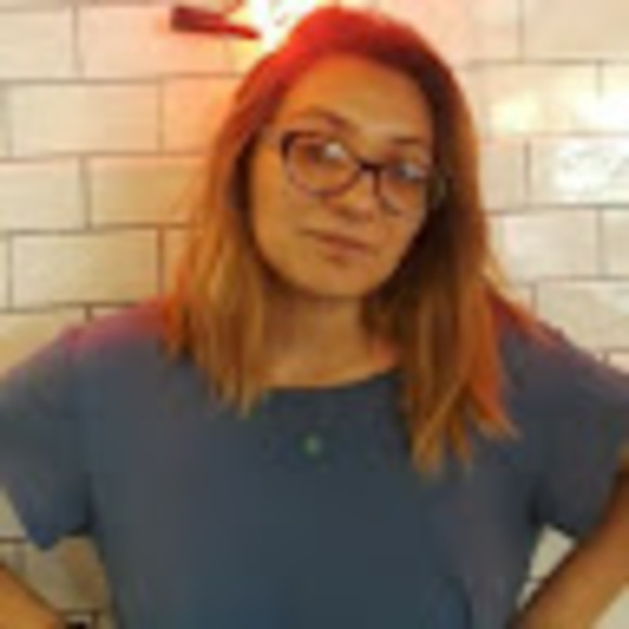 Meet your Posher, Ivy - Picture 1 of 1